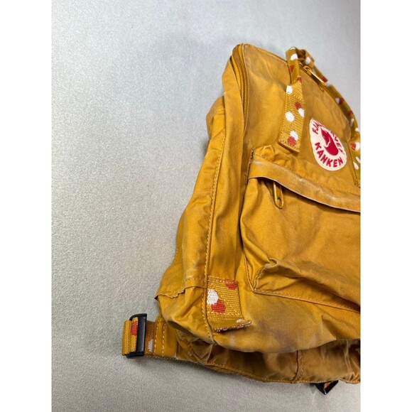 Fjallraven golden women’s bag backpack Kanken